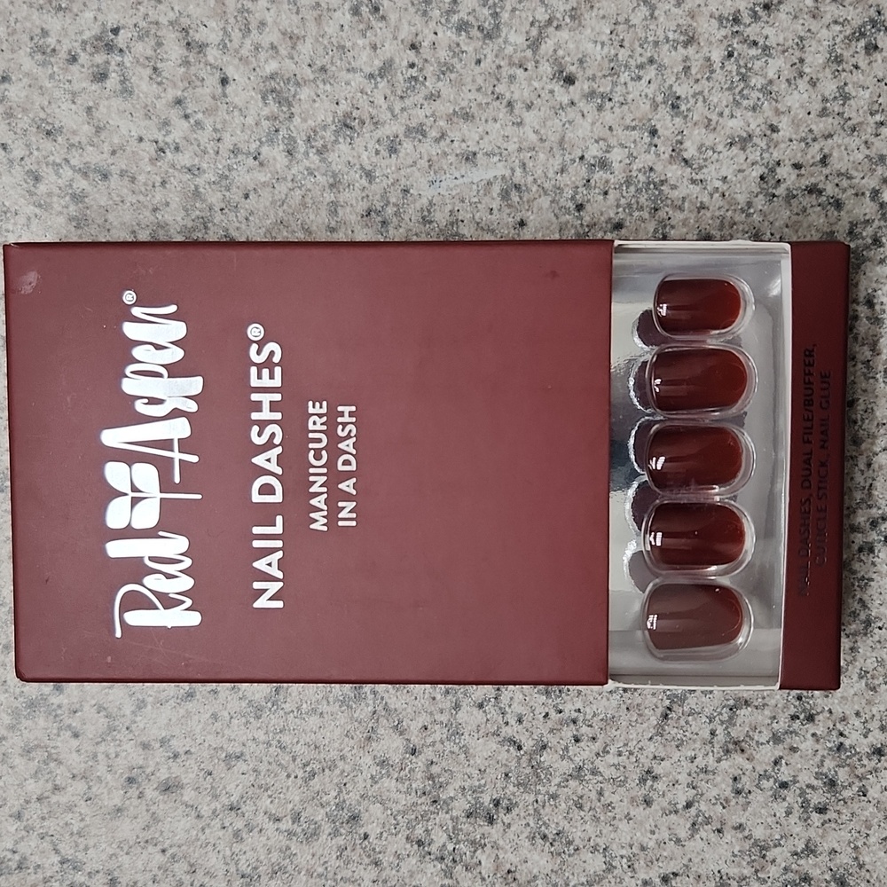 Fall for Christine nails